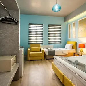 taksim-alya-suites.istanbul-turkeyhotels.com/